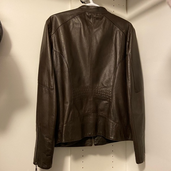 Danier vintage leather jacket - Picture 2 of 10